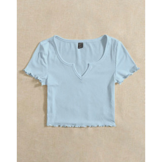 Shein เสื้อครอปสีขาว น่ารัก  พร้อมส่ง