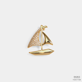 Golden Sailboat Sparkle Brooch-เข็มกลัดเรือใบสีทอง