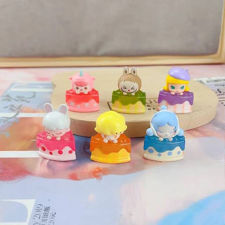 พร้อมส่ง ของแท้ JP popmart mini berry cake figure