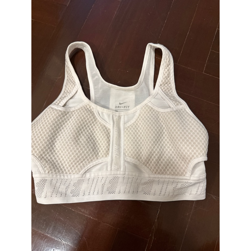 sport bra NIKE มือสอง