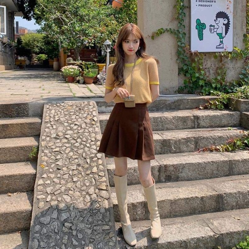 ส่งต่อ เสื้อไหมพรมเกาหลี สีเหลือง แบรนด์ milinna