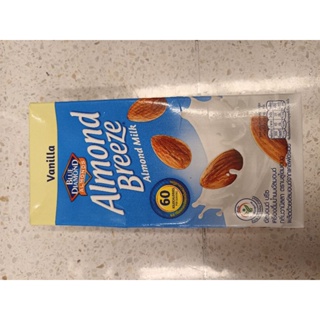 Blue Diamond Almond Breeze Vanilla Flavor Almond Milk เครื่องดื่มน้ำนมอัลมอนด์ กลิ่นวานิลลา บลูไดมอนด์ 1ลิตร