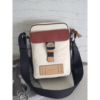 RANGER CROSSBODY IN COLORBLOCK