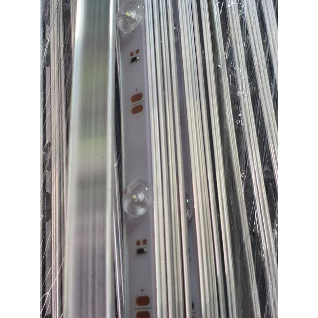 กันน้ำ ไฟเส้นไฟเเท่งLED ตู้ไฟ กล่องไฟ LED SMD 3030 ราคา 10 เส้น 92CM ไฟ12ดวง เเสงขาว