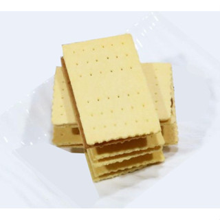 ขนมชีสเชคใส้สัปปะรด ชิ้นใหญ่ อร่อย ใหม่  ชีสเชคสัปปะรดแบบกล่อง  กรุณาอ่านก่อนสั่ง