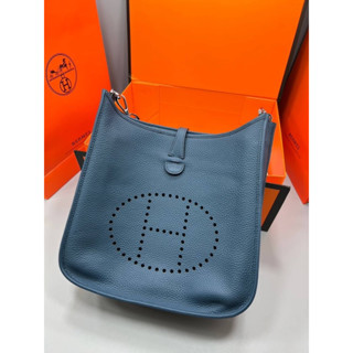 กระเป๋าสะพาย evelyne Size 28 cm
