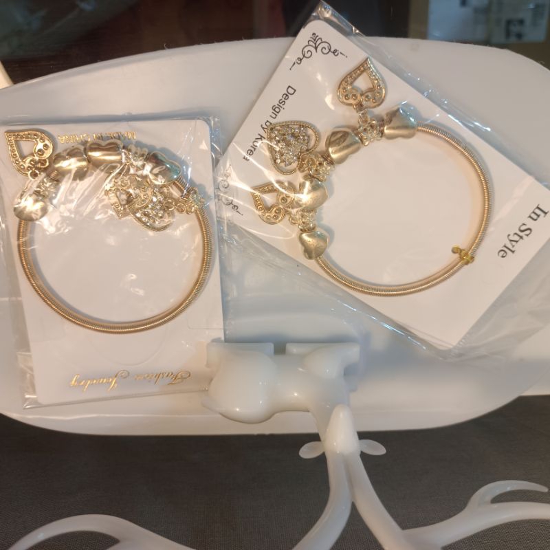 กำไลข้อมือ pandora รูปหัวใจ