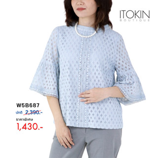 ITOKIN เสื้อลูกไม้คอตั้งโอบ แขนระบาย  W5B687