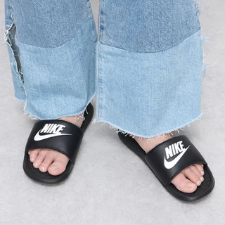 Nike ไนกี้ Collection รองเท้าแตะแฟชั่น รองเท้าแตะแบบสวม W Sandal Victori One Slide (1100)