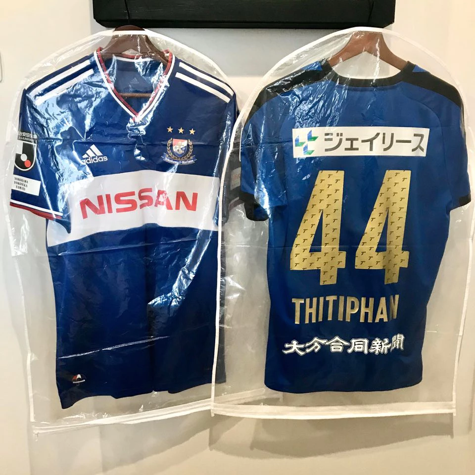 ถุงคลุมเสื้อโชว์แบบใส กันฝุ่นกันน้ำ มีซิปด้านล่าง thumbnail 8