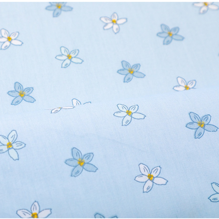 ผ้าคอตตอน 100% ทอทวิล หน้ากว้าง1.6 เมตร พิมพ์ลายผีเสื้อ ตัดขายเป็นเมตร