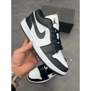 Nike Jordan Air Jordan 1 "Panda" black and white