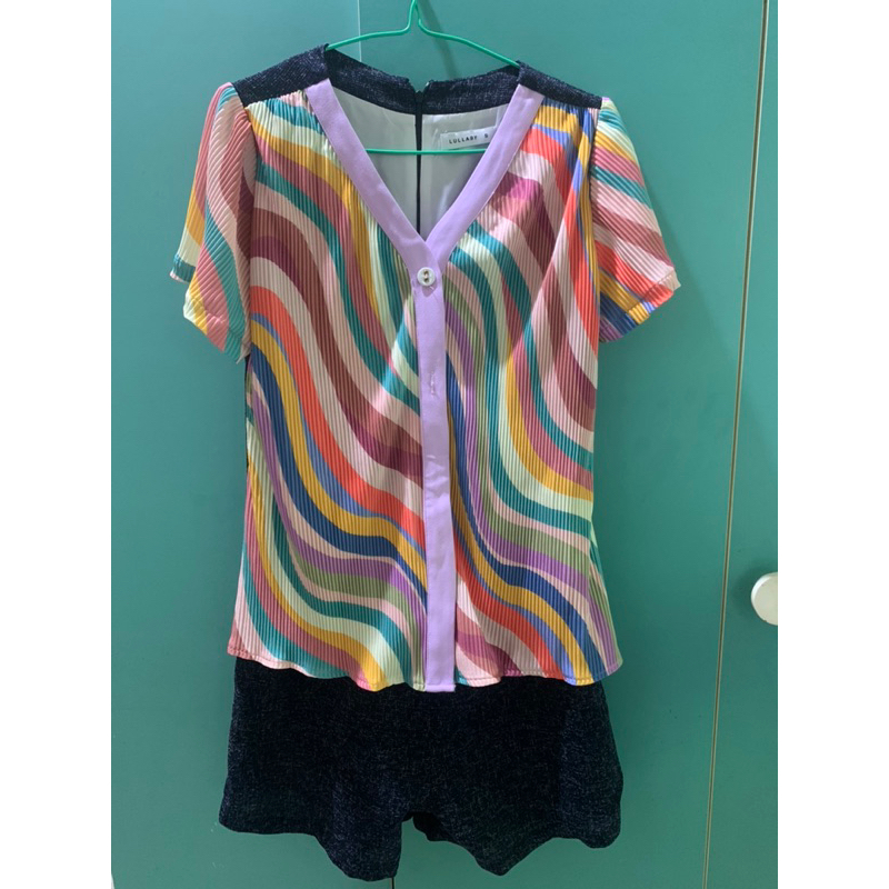 ชุดให้นม ยี่ห้อ Lullaby สวยและใหม่มาก