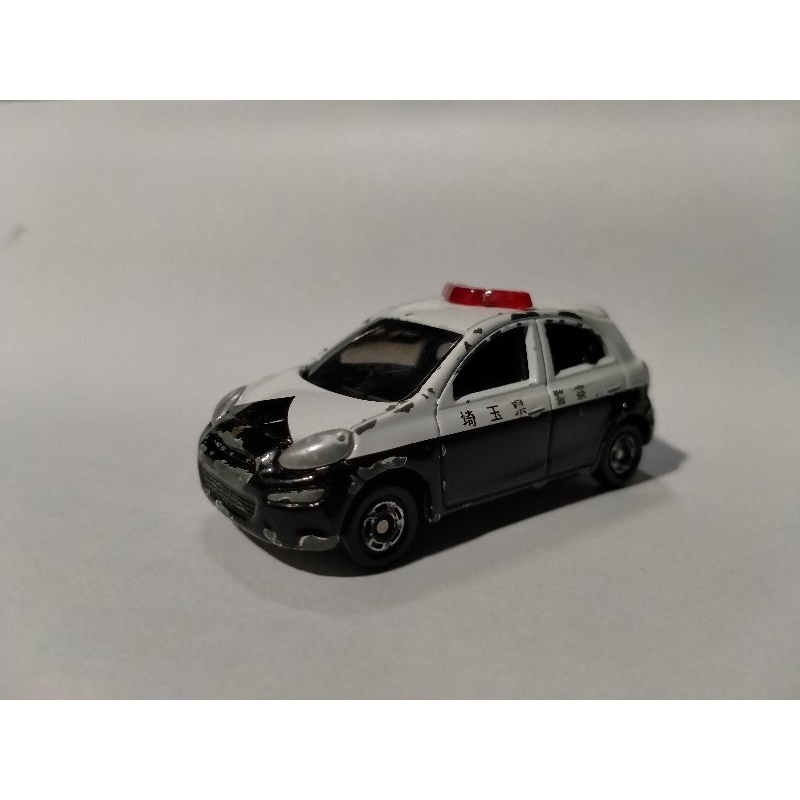 โมเดลรถเหล็ก TOMICA NISSAN MARCH 2010 S=1/58 #มือสอง