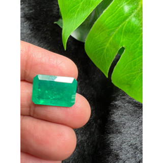 Lab emerald 11 carats 12x16.50mm 1 pieces