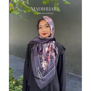 Bawal Satin Collection by MadiHijabs หลาสกรู ( ผ้าซาตินสี่เหลี่ยม )