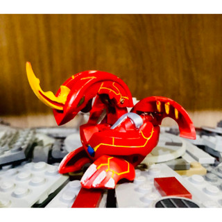 Bakugan Battle Brawlers Pyrus Ultimate Dragonoid Recast