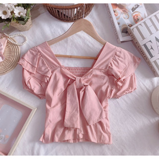 🎀พร้อมส่ง💕 เสื้อคร๊อปแขนตุ๊กตา ผูกโบว์หน้าน่ารักๆ อก 32-34 ยาว 16 นิ้ว ใส่สบาย