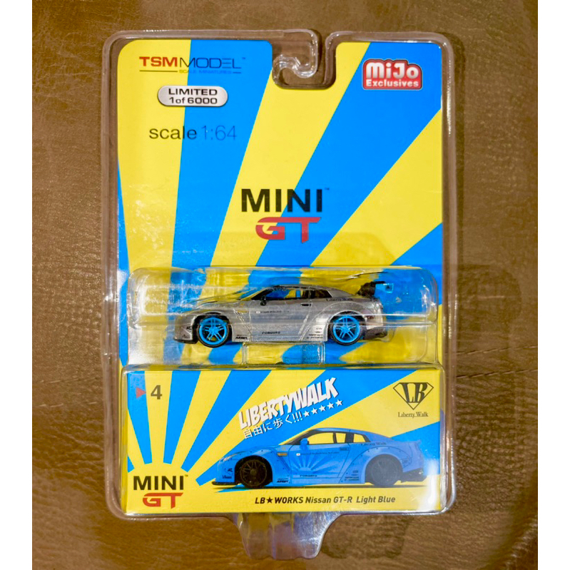 Mini Gt  Chase Nissan GTR R35 no.4 ตัวพิเศษล้อฟ้า สีเงิน