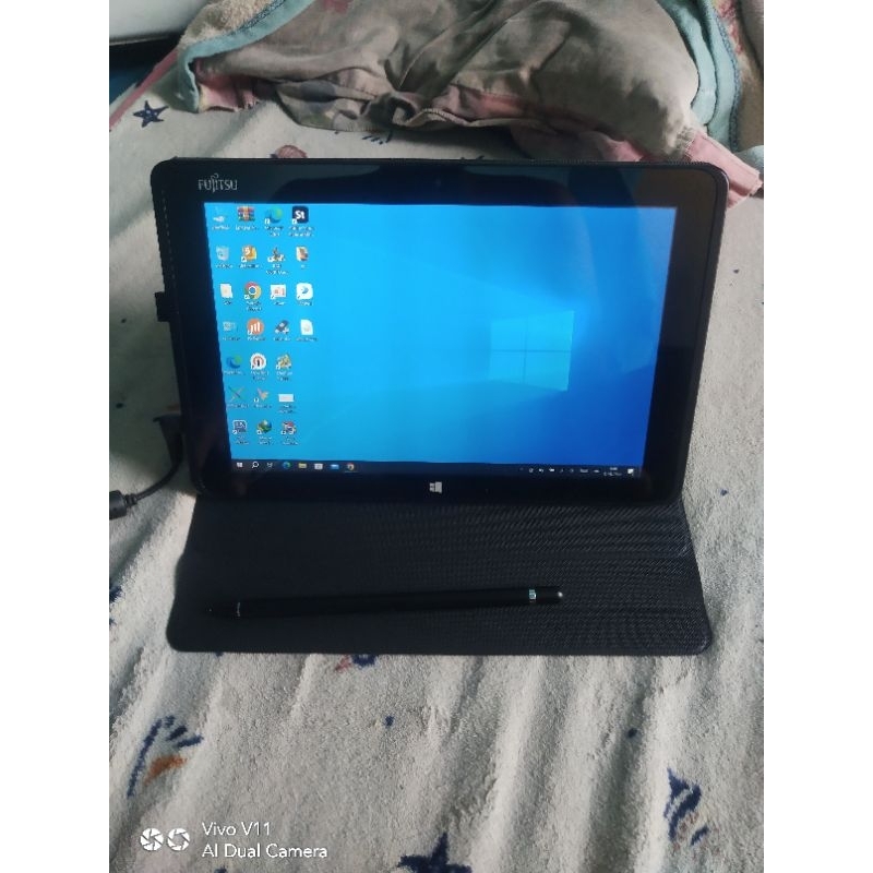 Fujitsu Arrows Tab Q506