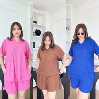 ชุดเซ็ตเสื้อคอวี ขาสั้น  Sara set ใส่ได้ทุกวัน everyday look ผ้ายับ ไม่ต้องรีด ใส่สบาย สวยๆมาแล้วจ้า