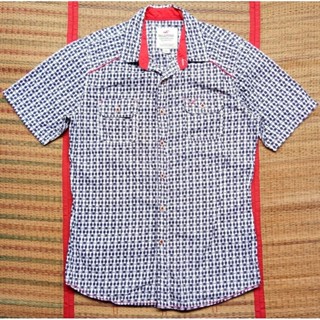 Hollister shirt made in Vietnam