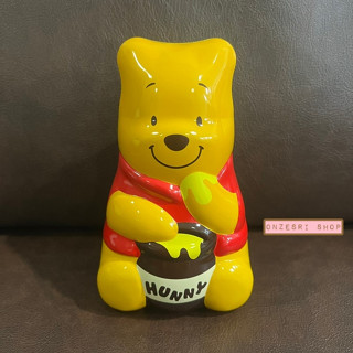 กล่องเหล็ก Winnie the Pooh จาก Tokyo Disney Resort สภาพสวย