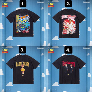 [carnival]เสื้อยืด OVS CARNIVAL® &amp; Disney/Pixars Toy Story Collection Chapter 1 "Friends &amp; Foes"