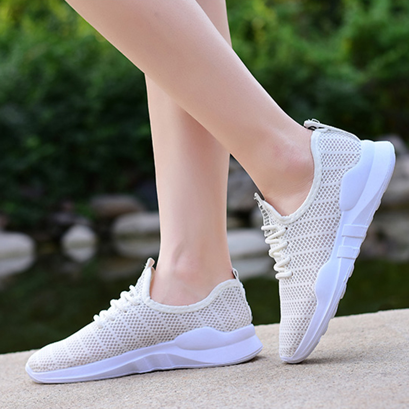 Jukoy เรียบหรูดูแพงเวอร์👉รองเท้าผ้าใบน้ำหนักเบา💸ใส่สบายราคาสบายกระเป๋า มาพร้อมส่ง 2สี ขาว ดำ  ใส่ทำงานก