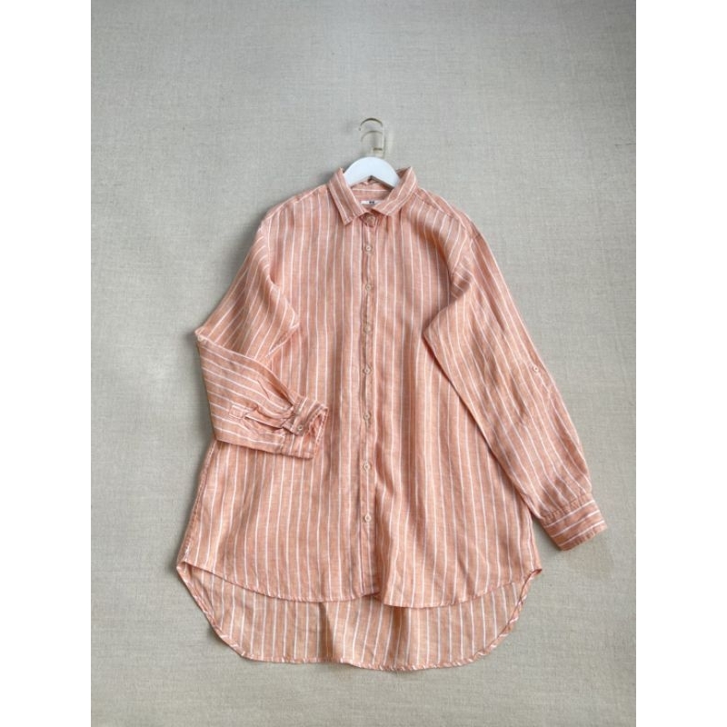 เสื้อเชิ้ต Uniqlo ผ้าลินิน ผู้หญิง สภาพ 95%