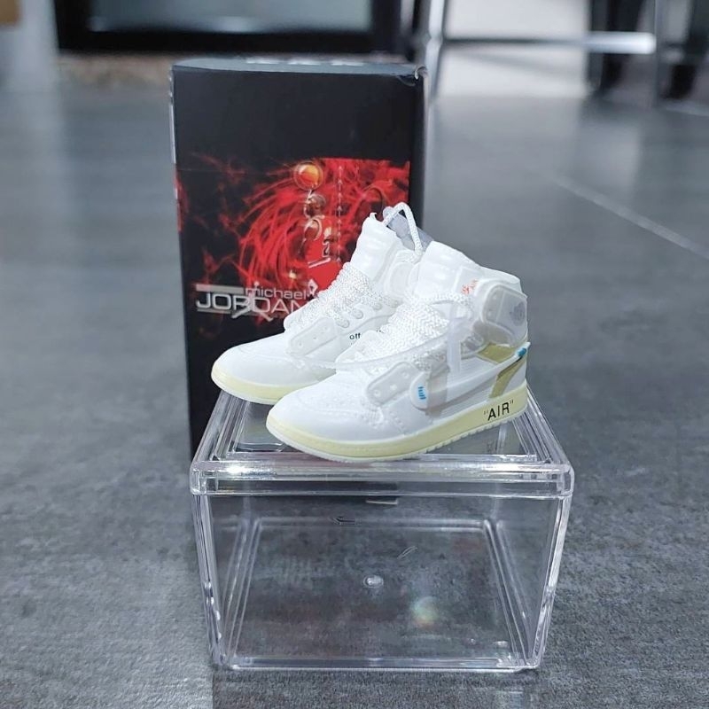 ขาย Nike Air Jordan 1 High Off-white gachapon กล่องสุ่ม ของเล่น 1/8 1/6 1/12 streetwear virgil abloh