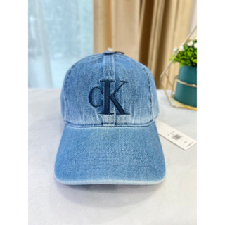 หมวก CK Calvin Klein รุ่น Monogram Logo Cap ผ้ายีนส์ฟอก