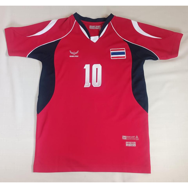 ขายเสื้อบอล Grandsport แท้  ทีมชาติไทย  สีแดง ชื่อ ธีรศิลป์ แดงดา