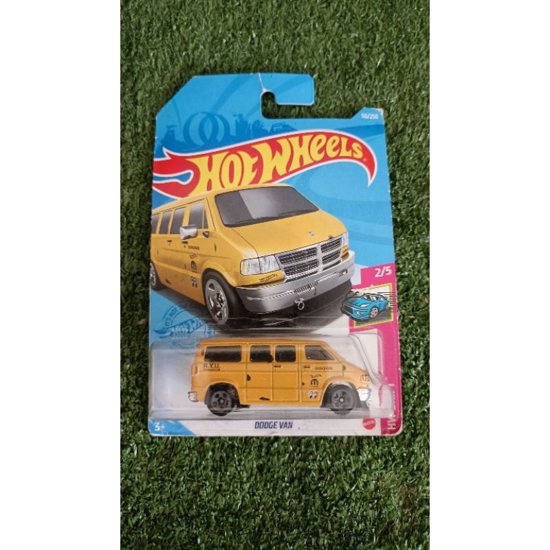 Hot wheels dodge mooneyes ของสะสม ดูภาพสินค้าก่อนสั่งซื้อ #mooneyes