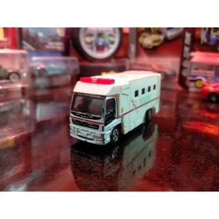 ISUZU GIGA TOMICA@TOMY รถของเล่น