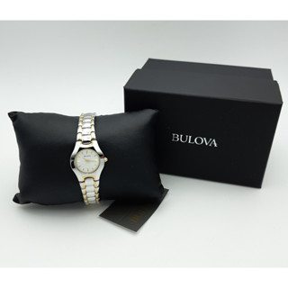 นาฬิกา BULOVA WOMENS 98T84 QUARTZ SILVER DIAL TWO TONE STAINLESS STEEL WATCH 22 MM พร้อมกล่อง (ใหม่)