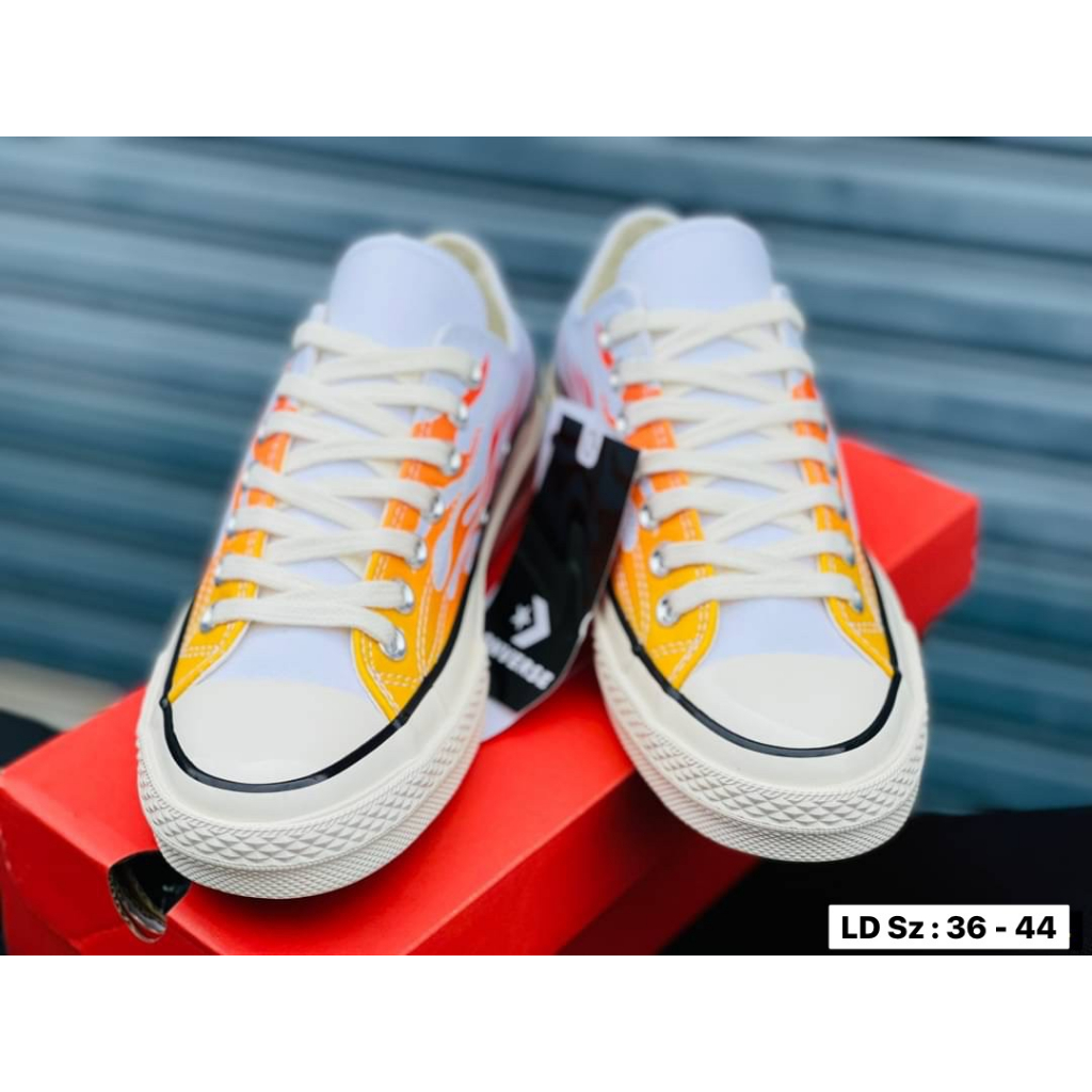 คอนเวิส Chuck Taylor 70 Flames Black/Enamel Red มี 3 สี Sz.36-44 พร้อมกล่อง รองเท้าผ้าใบ G25A028 (1/2)