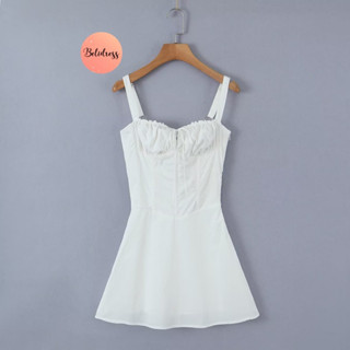 เดรสกระโปรง Freyja White Dress 👻👻