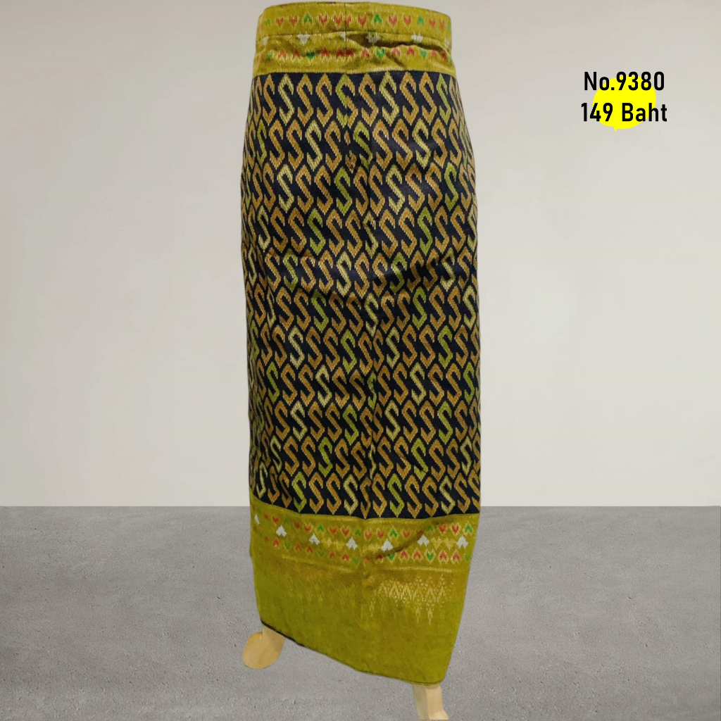 ผ้าถุงสำเร็จรูปผ้าฝ้ายพิมพ์ลายหมักโคลนแบบป้ายตะขอสีเขียว9380
