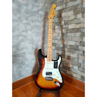 2022 Fender Stratocaster Player Plus HSS Sunburst