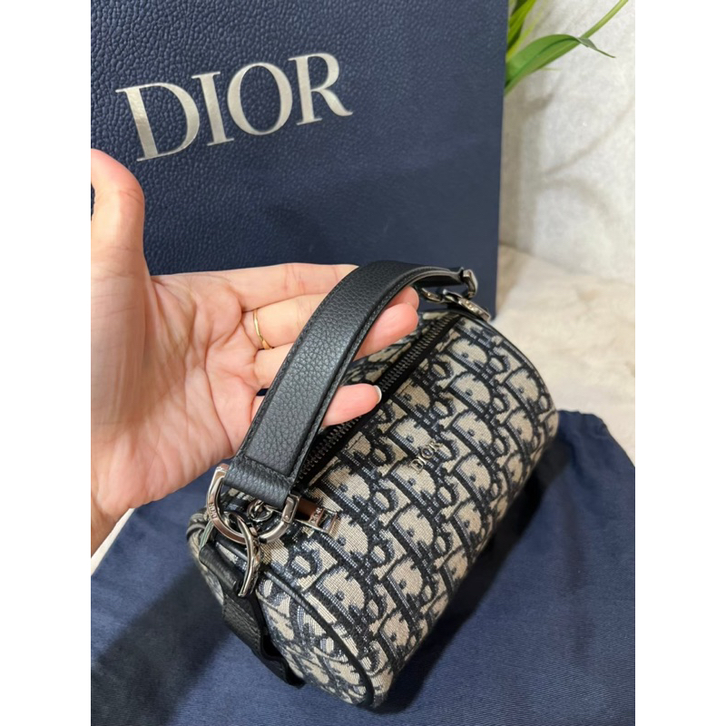 💥Used Dior MINI ROLLER MESSENGER BAG 7”  ใส่ของได้เยอะ Shop 74,000 บ.