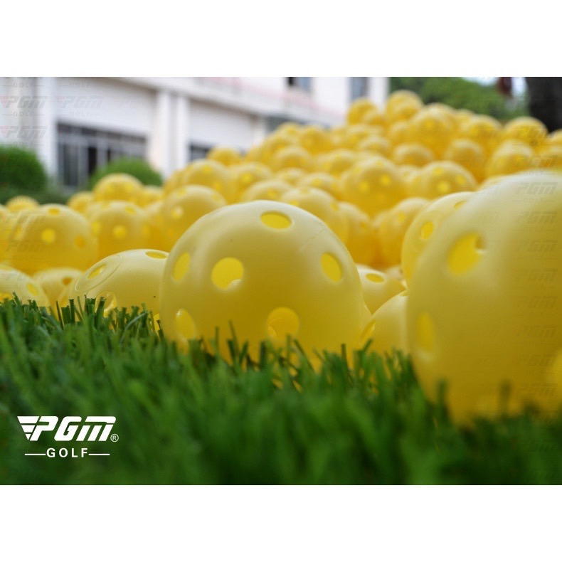 PGM Golf Ball for Practice ลูกกอล์ฟฝึกซ้อมในที่ร่ม (Q009) สีเหลือง แบบมีรู