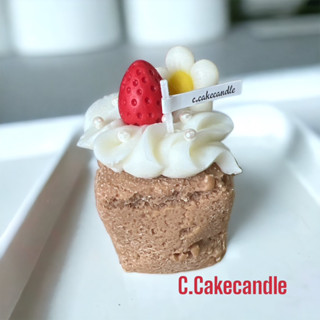 เทียนหอมcube cake candle🕯️🍒🍓 จัดส่งภายใน2-3วันค่ะ