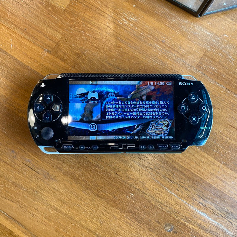เครื่องเกมส์ PSPรุ่น 1000