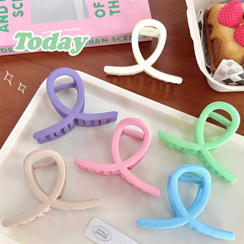 Cute 052 กิ๊บรวบผม กิ๊บหนีบผมสไตล์เกาหลี ทรงไขว้พาสเทลหวานๆ