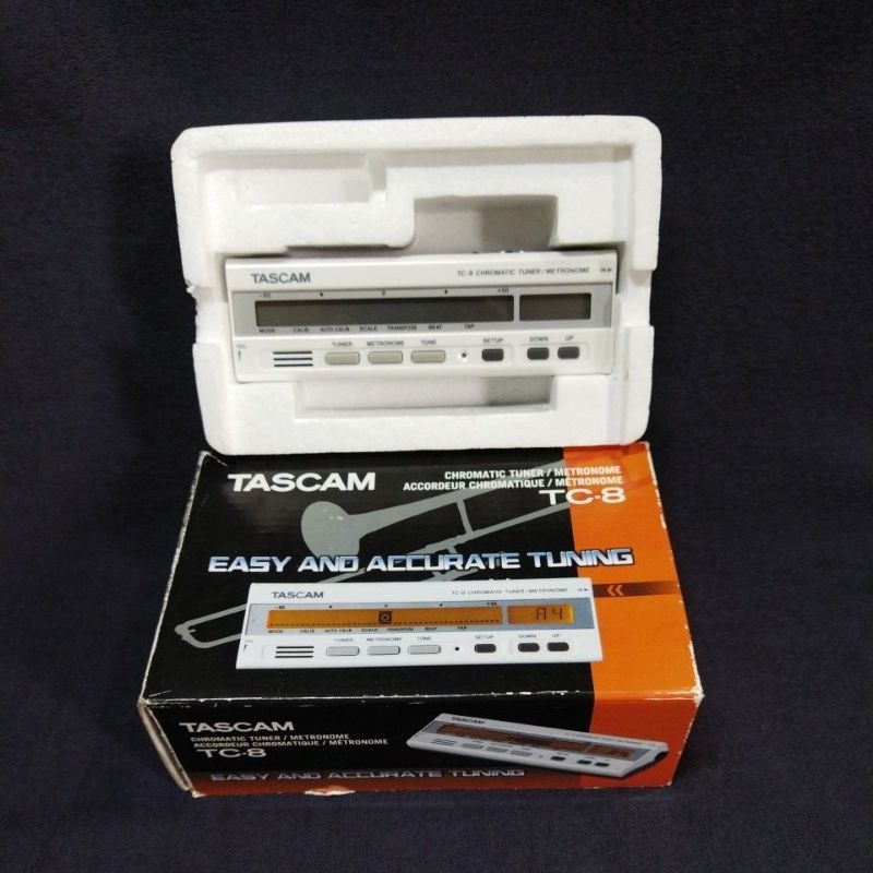 Tascam TC-8 อุปกรณ์จูนเสียงเครื่องดนตรีและให้จังหวะ มือสอง ขายเป็นอะไหล่