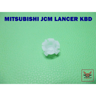 MITSUBISHI JCM LANCER KBD WIPER BUSHING (1 PC.)  // บูชปัดน้ำฝน พลาสติก สีขาว (1 ตัว) สินค้าคุณภาพดี