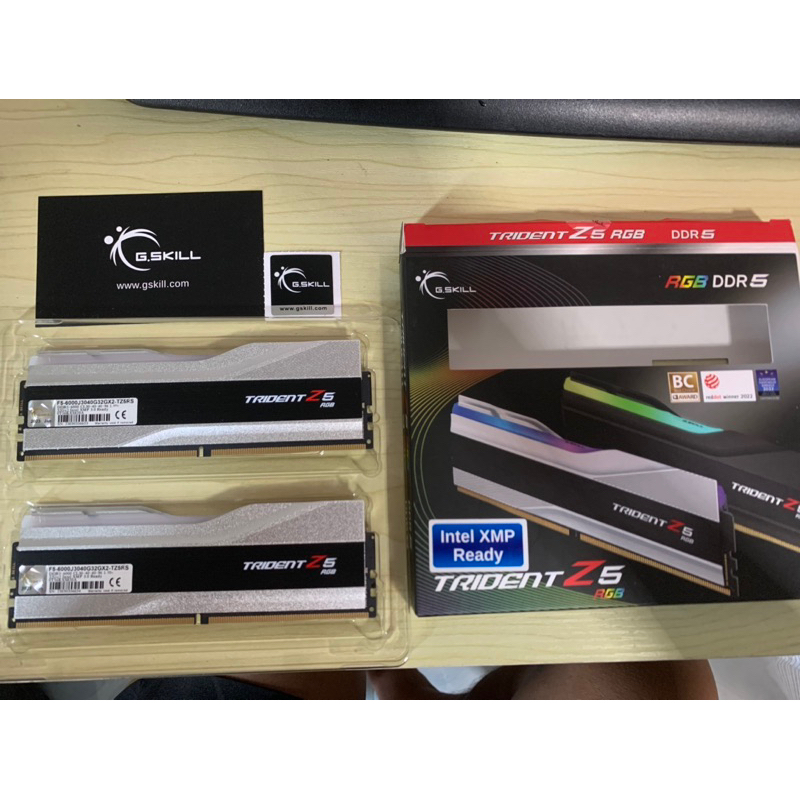 RAM DDR5(6000) 64GB (32GBX2) G.SKILL TRIDENT Z5 RGB SILVER (F5-6000J3040G32GX2-TZ5RS)