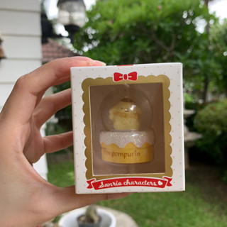 Sanrio แท้ จากญี่ปุ่น ลูกแก้วหิมะ​ snow ball snow globe ขนาดเล็ก​ 3x5x3cm​