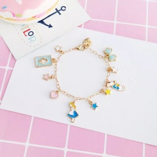 สร้อยข้อมืออลิซ • Alice Charm Bracelet